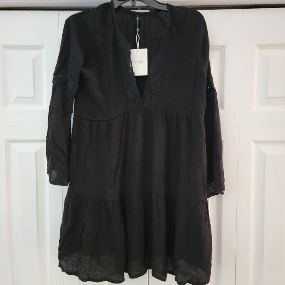 Raviya Women's Black Long Sleeve V-Lace cover up swim  Dress Size Small